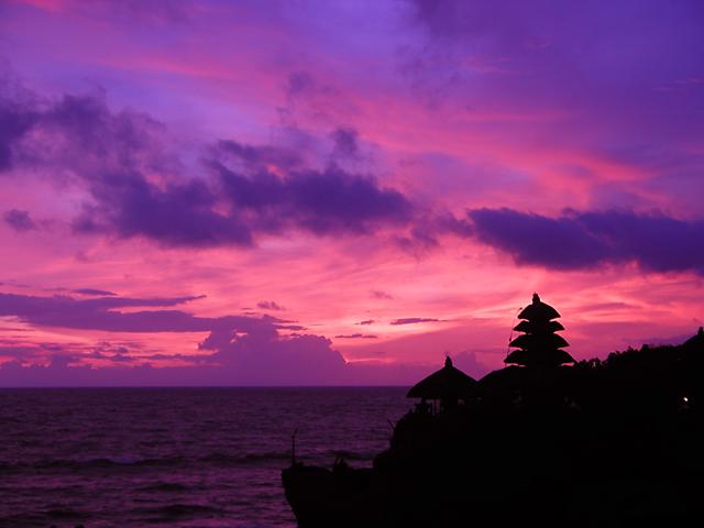 タナ ロット寺院 バリ島